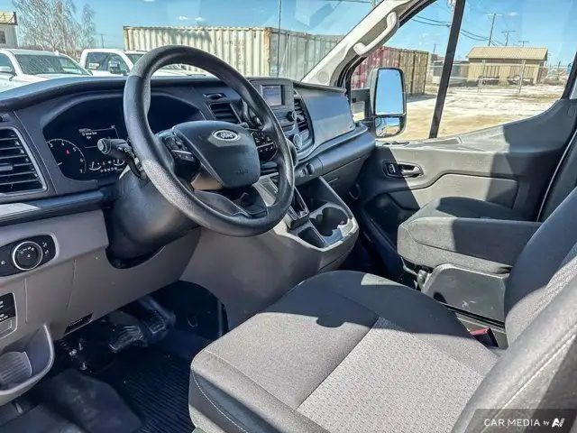 2023 Ford Transit Passenger Wagon T350 | Bluetooth in Cars & Trucks in Saskatoon - Image 19