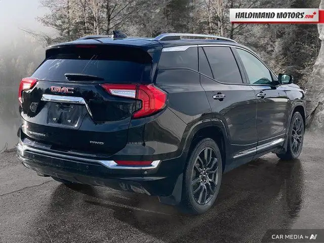 2023 GMC Terrain Denali in Cars & Trucks in Hamilton - Image 6
