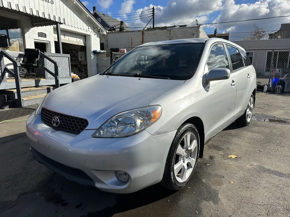 2007 Toyota Matrix 5dr Wgn XR Manual No Accidents Certified