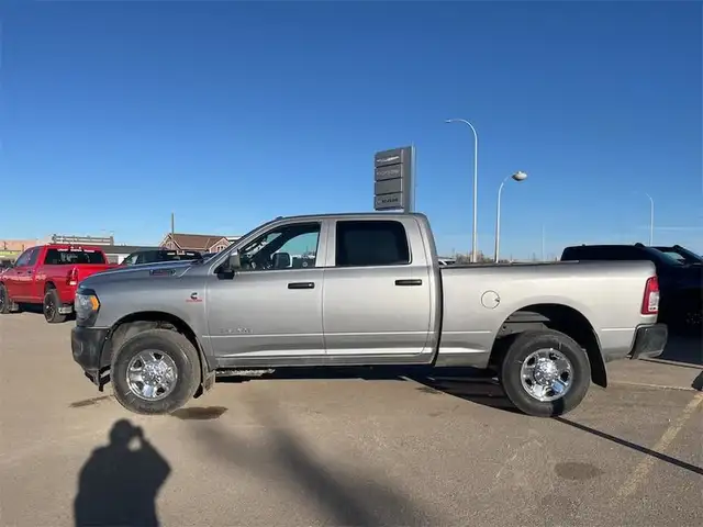 2022 Ram 3500 Tradesman in Cars & Trucks in Lethbridge - Image 3