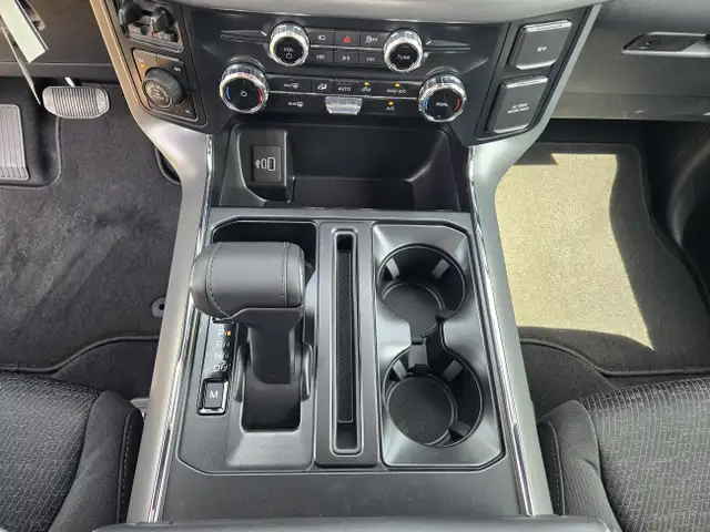 2025 Ford F-150 XLT | BLACK APP PKG | MOBILE OFF PKG | BED PKG in Cars & Trucks in Calgary - Image 19
