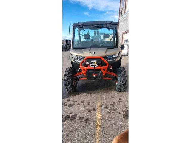 2022 CANAM DEFENDER XT HD10 XMR (FINANCING AVAILABLE) in ATVs in Strathcona County - Image 2