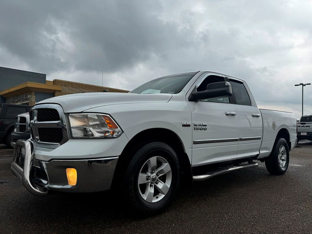 2014 Ram 1500 SLT - CLEAN CAR FAX - HEMI - 8 SPEED in Cars & Trucks in Edmonton