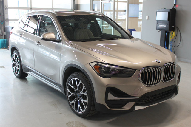 2021 BMW X1 XDRIVE28I AUTO CUIR TOIT MAGG GROUPE ÉLECTRIQUE in Cars & Trucks in West Island - Image 3