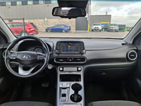 Look at this certified 2020 Hyundai Kona Electric Preferred Adaptive Cruise Control | Apple CarPlay... (image 4)