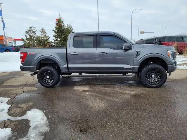 2021 Ford F-150 LARIAT | PANO SUNROOF | LOADED | DIESEL dans Autos et camions dans Comté de Strathcona - Image 5