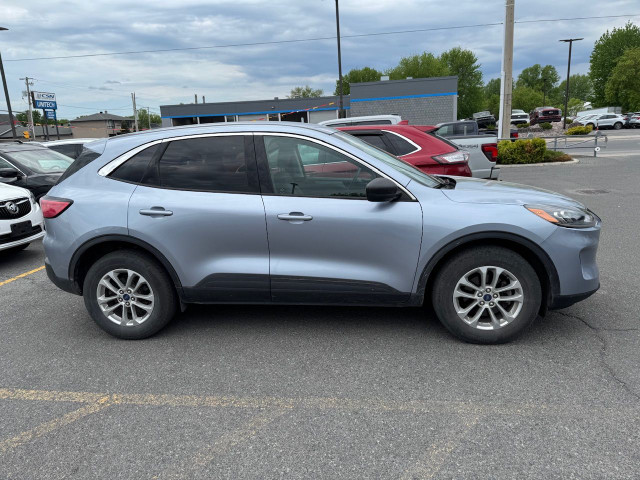 2022 Ford Escape SE in Cars & Trucks in Cornwall - Image 2