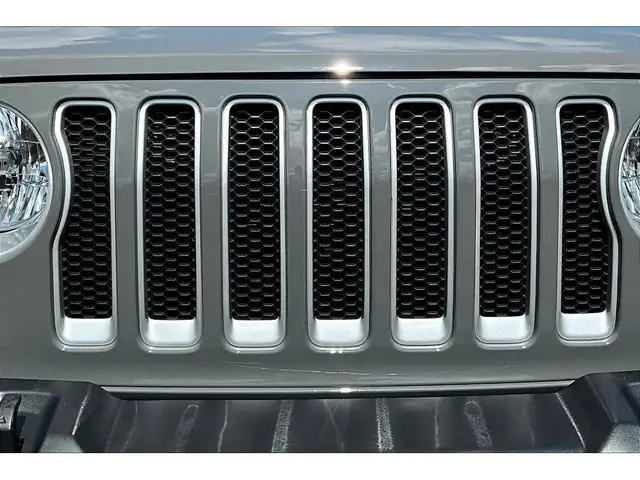 2022 Jeep Wrangler Sahara | Heated Leather | Alpine | Tow Pkg |  in Cars & Trucks in Mississauga / Peel Region - Image 30