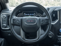 High Gloss Black Wheels | Sport Steps | Snow Ploq Prep Pkg | HD Surround Vision | Bed View Camera |... (image 8)