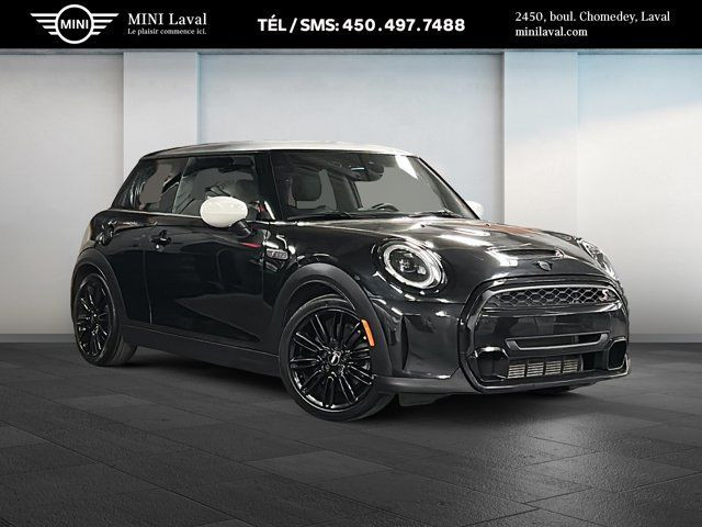 2023 MINI 3 Portes Cooper S | Ligne Première | Accès confort in Cars & Trucks in Laval / North Shore