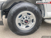 Engine: Gas V6 4.3L Safety Equipment Tire Pressure Monitoring System (does not apply to spare tire)... (image 8)