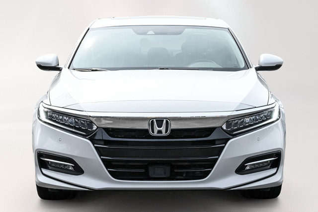 2020 Honda Accord Hybrid Touring * Hybrid * Cuir * Sieges chauff in Cars & Trucks in City of Montréal - Image 2