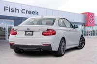 ==== 2016 BMW M235i xDrive -- Performance and Prestige Coupe ==== This *2016 BMW M235i xDrive* is a... (image 6)