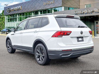Experience the confident handling and versatile space of this 2024 Volkswagen Tiguan Comfortline. Bo... (image 2)