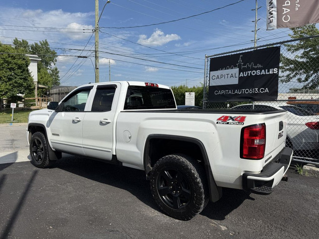 2017 GMC Sierra 1500 ELEVATION 4x4 Crew Cab in Cars & Trucks in Ottawa - Image 4