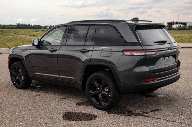 2025 Jeep Grand Cherokee Limited in Cars & Trucks in Strathcona County - Image 2