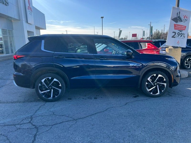 2023 Mitsubishi Outlander PHEV GT S-AWC in Cars & Trucks in Ottawa - Image 3