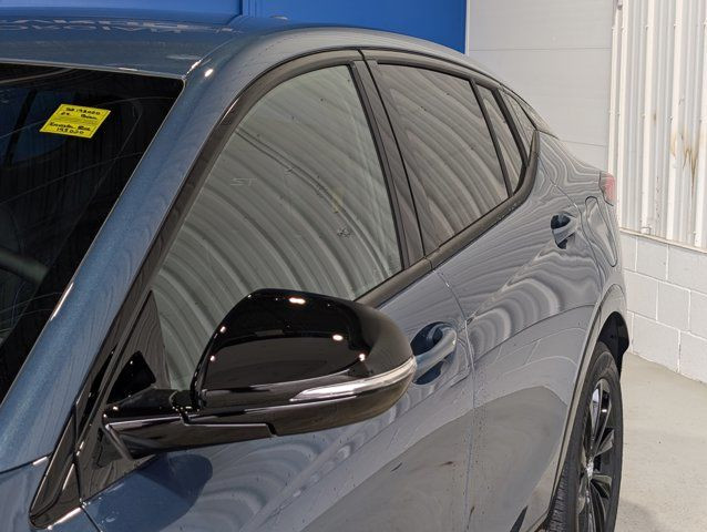 2025 Buick Envista Sport Touring- Panoramic Moonroof - Tech Pkg in Cars & Trucks in Barrie - Image 3