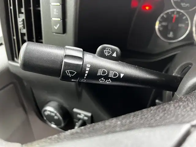 2019 Chevrolet Express 4500 22 Passenger Wheelchair Accessible S in Heavy Trucks in Delta/Surrey/Langley - Image 32