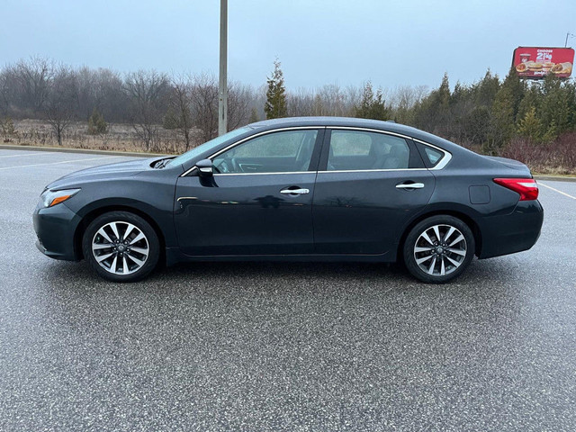 2017 Nissan Altima 2.5 SL | LEATHER | NAVI | HEATED SEATS & STEE in Cars & Trucks in Oshawa / Durham Region - Image 3