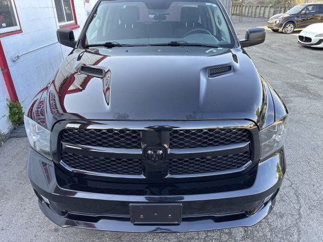 2019 Ram 1500 Classic EXPRESS | 4X4 | CLEAN CARFAX | 6.5 FOOT BO in Cars & Trucks in Calgary - Image 2