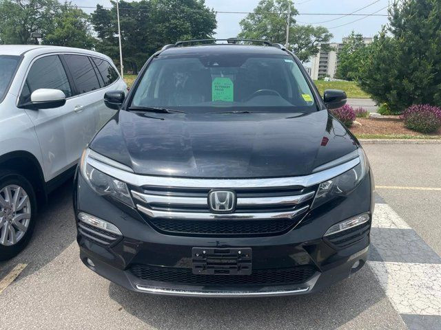 2018 Honda Pilot Touring | Clean Carfax | Full Service History in Cars & Trucks in London - Image 2
