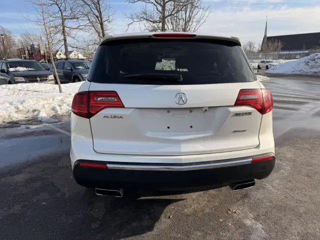 2011 Acura MDX AWD 4dr Tech Pkg in Cars & Trucks in Hamilton - Image 12