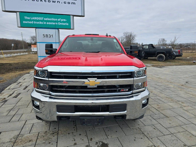 2018 Chevrolet Silverado 2500HD in Cars & Trucks in Ottawa - Image 2