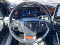 **WE WILL BEAT ANY DEALER IN THE CITY** Infinite Black Metallic Clearcoat 2023 Lincoln Navigator Res... (image 7)