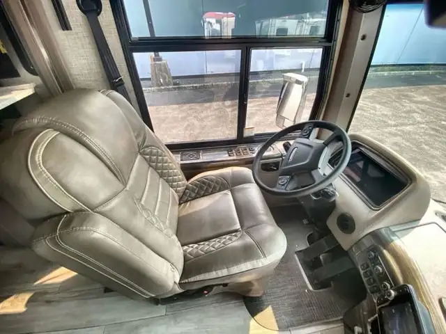 2023 Thor Motor Coach Aria 3401 in RVs & Motorhomes in Abbotsford - Image 34