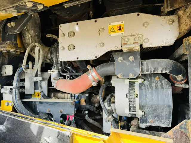 2016 Komatsu WA380-7 LOADER dans Équipement lourd dans Calgary - Image 18