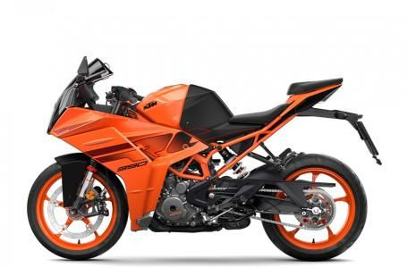 2024 KTM RC 390 in Street, Cruisers & Choppers in St. Albert - Image 3