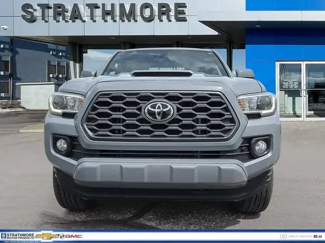 2021 Toyota Tacoma in Cars & Trucks in Calgary - Image 3