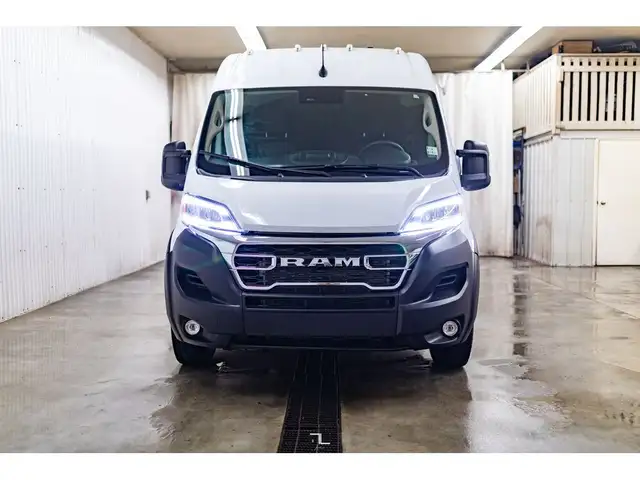 2024 Ram ProMaster Cargo Van 2500 SLT Extended High Roof Cargo V in Cars & Trucks in Red Deer - Image 6