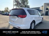 KBB.com 12 Best Family Cars. This Chrysler Pacifica boasts a Regular Unleaded V-6 3.6 L/220 engine p... (image 6)
