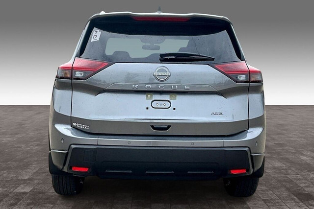2025 Nissan Rogue SV AWD in Cars & Trucks in Edmonton - Image 4