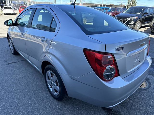 Chevrolet Sonic Berline 4 portes LS, boîte automatique 2014 à ve in Cars & Trucks in Gatineau - Image 4