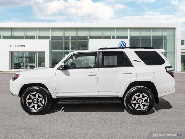 2024 Toyota 4Runner TRD Off-road Premium | CLEAN CARFAX in Cars & Trucks in Winnipeg - Image 2