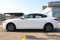 This used Mazda 3 comes stacked with Cloth upholstery, Heated front seats, Back up camera with rear... (image 9)