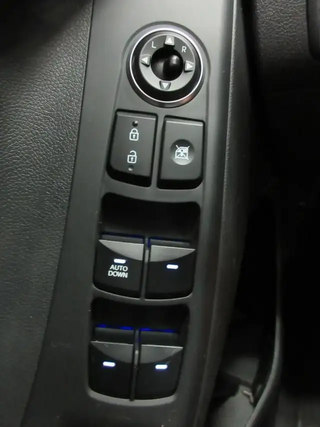 HYUNDAI ELANTRA 2015 SPORT AUTOMATIQUE **77 300 KM **1 PROPRIO** in Cars & Trucks in Lévis - Image 28