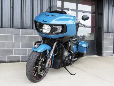 2022 Indian Motorcycle Challenger Dark Horse Icon Storm Blue/Bla, View more