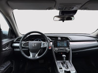 groupe électrique, commandes au volant, détecteurs d'angles morts, régulateur de vitesse adaptatif,... (image 9)