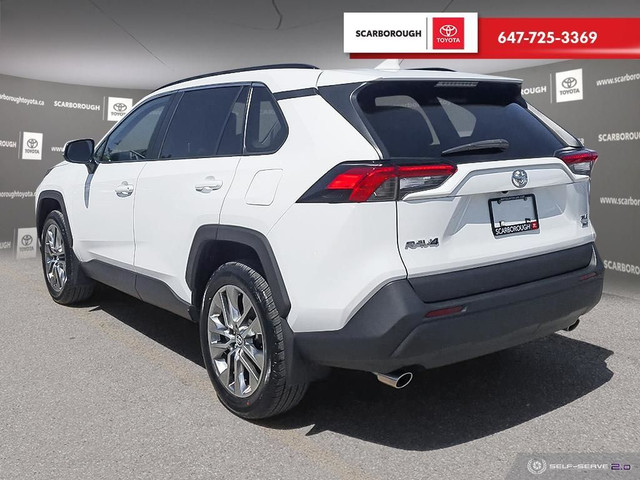 2020 Toyota RAV4 XLE Premium AWD | Leather | Sunroof | Alloys in Cars & Trucks in City of Toronto - Image 4