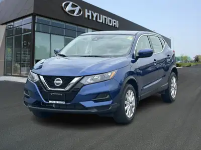 The 2020 Nissan Qashqai S FWD offers a blend of practicality, efficiency, and modern features, makin...
