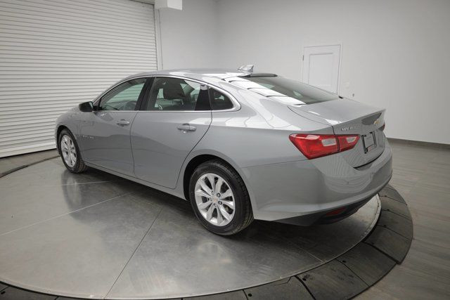 2024 Chevrolet Malibu 1LT in Cars & Trucks in Calgary - Image 4
