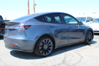 ONE OWNER NO ACCIDENT Dual Motor AWD DON'T PAY EXTRA FOR SAFETY CERTIFICATION Elevate Your Drive Wit... (image 6)