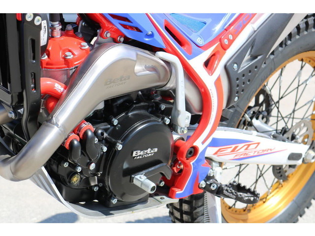  2023 Beta EVO 2T 300 in Dirt Bikes & Motocross in Winnipeg - Image 2