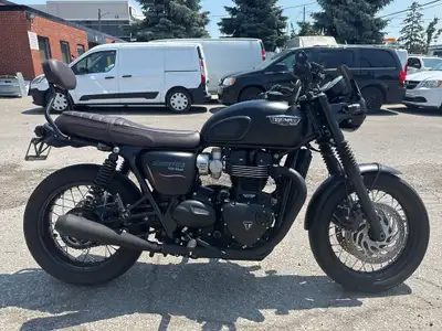Check out this 2020 Triumph Bonneville T120 Black with only 11,250kms. Be sure to follow us on Insta...