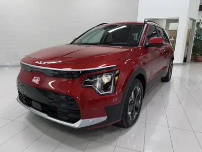 Le Kia Niro Wind 2025 est un VUS 100 % électrique alliant style, confort et technologie, propulsé pa...
