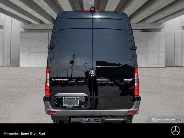 2025 Mercedes-Benz Sprinter 3500 144 Wheelbase High Roof RWD in Cars & Trucks in Longueuil / South Shore - Image 4